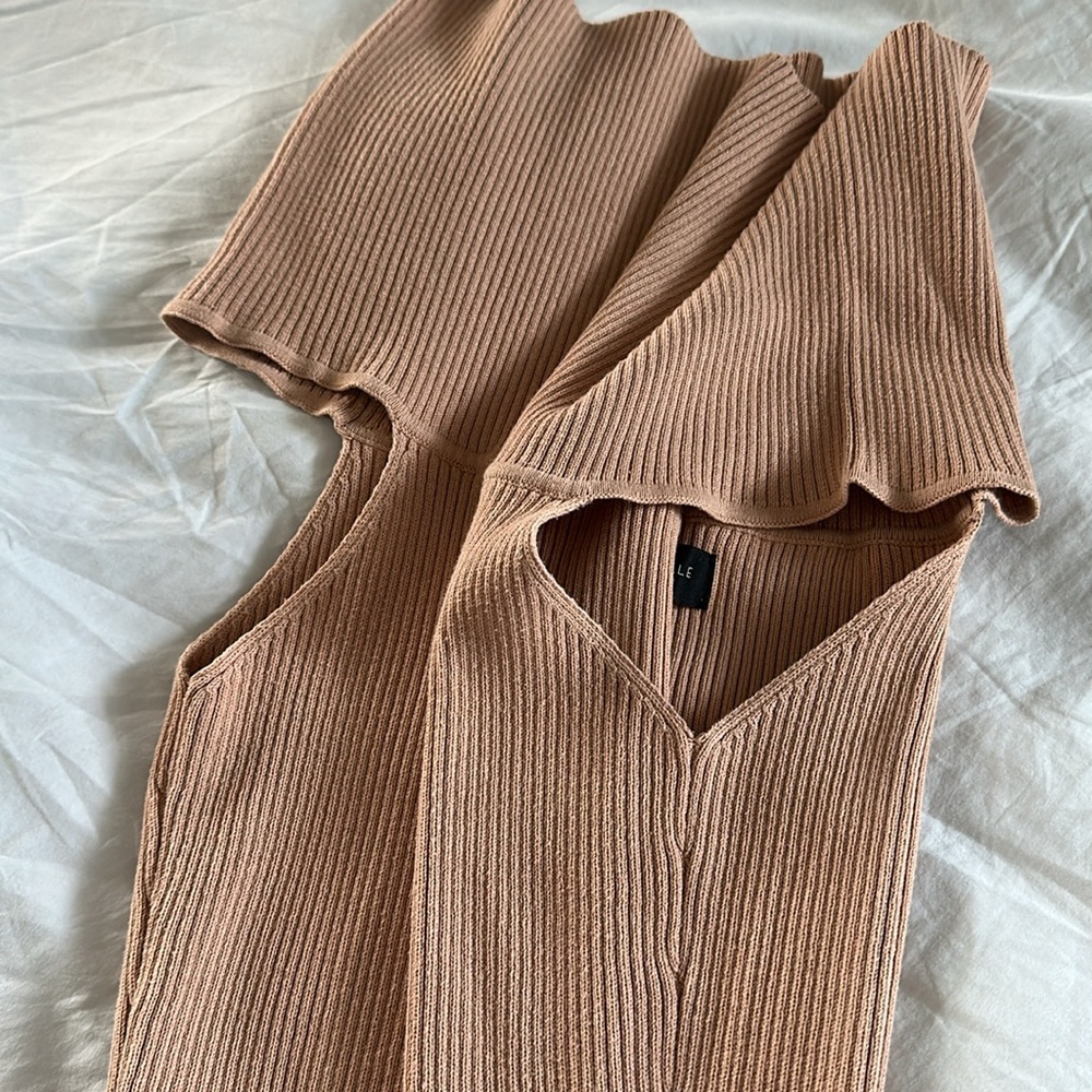 MAJORELLE Lulu Ribbed Knit Sweater Dress in Bone Size Medium - Picture 7 of 10